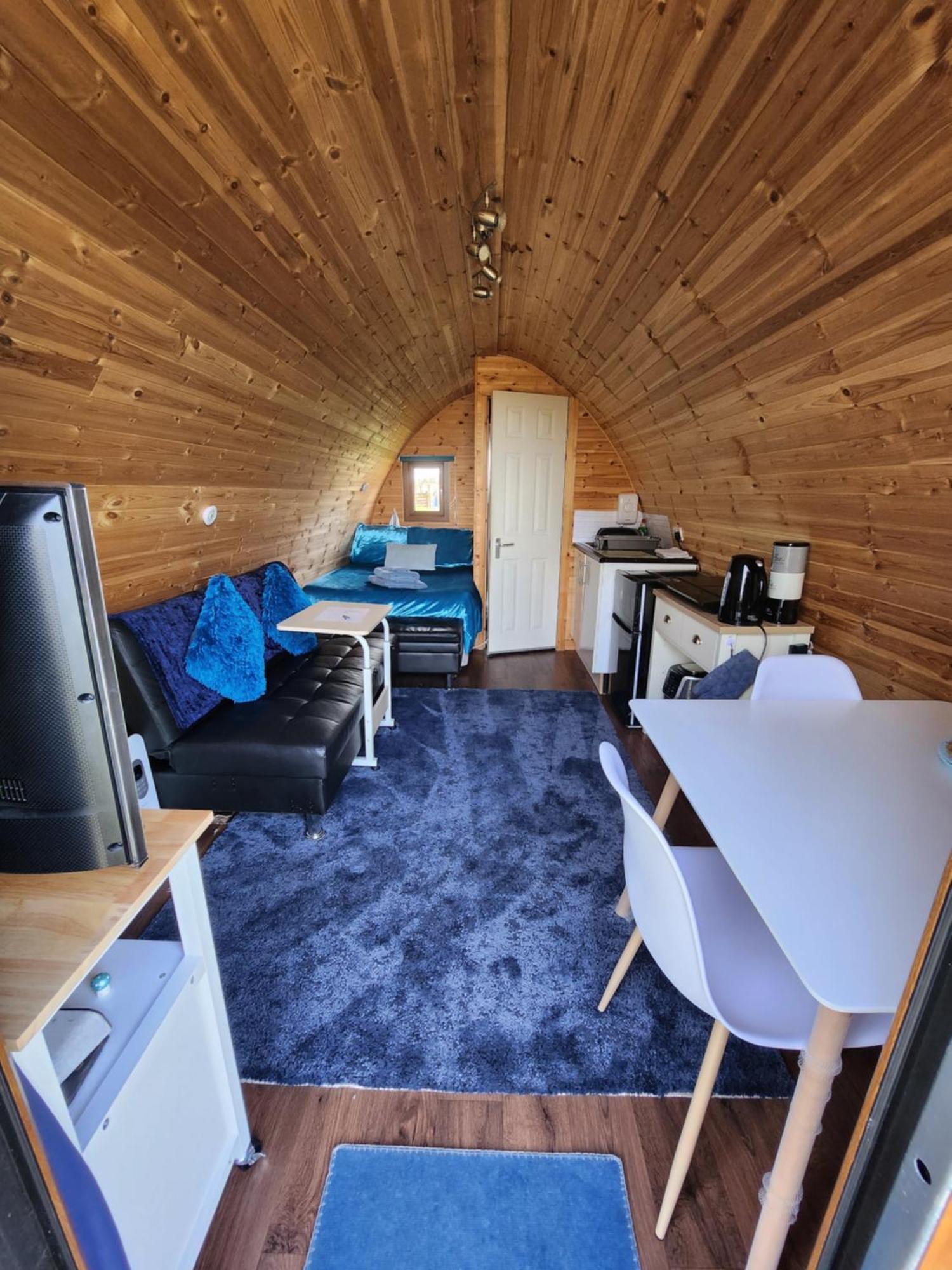 The Back Pod Villa Vatsker Екстериор снимка